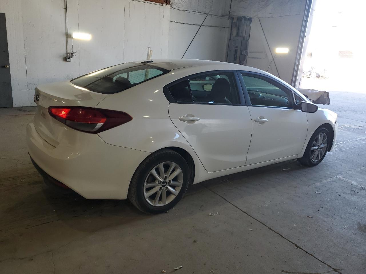 2017 KIA FORTE