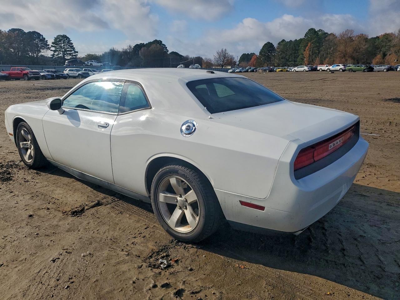 2013 DODGE Challenger