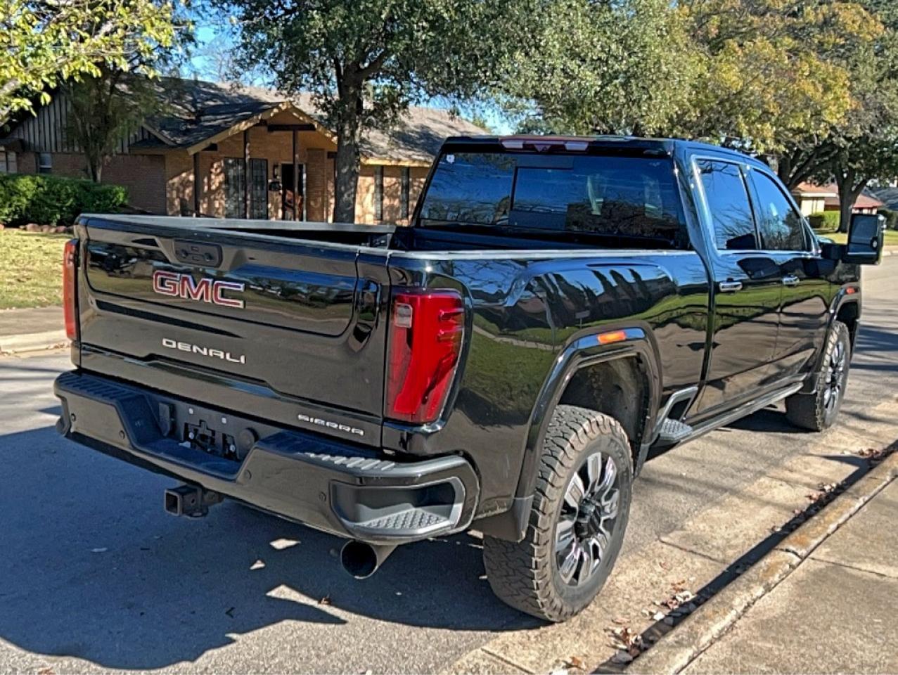2024 GMC Sierra