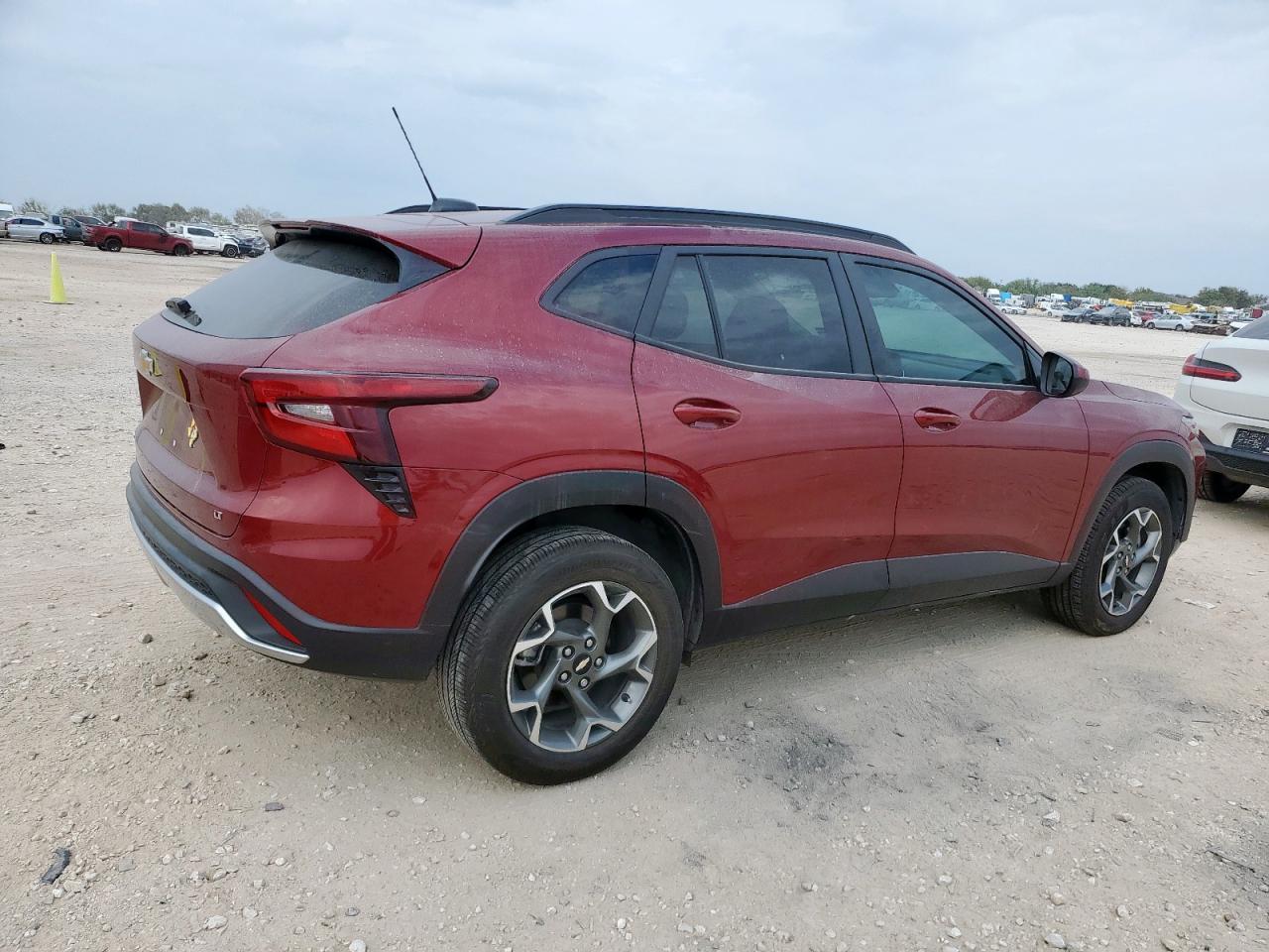 2024 CHEVROLET TRAX
