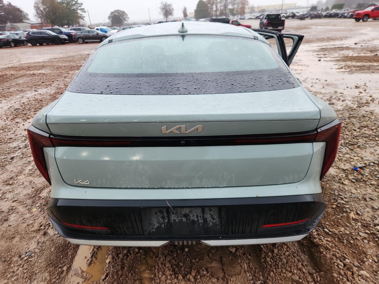 2025 KIA K4