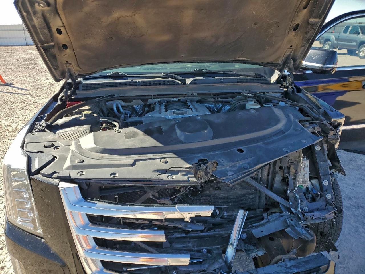 2016 CADILLAC ESCALADE