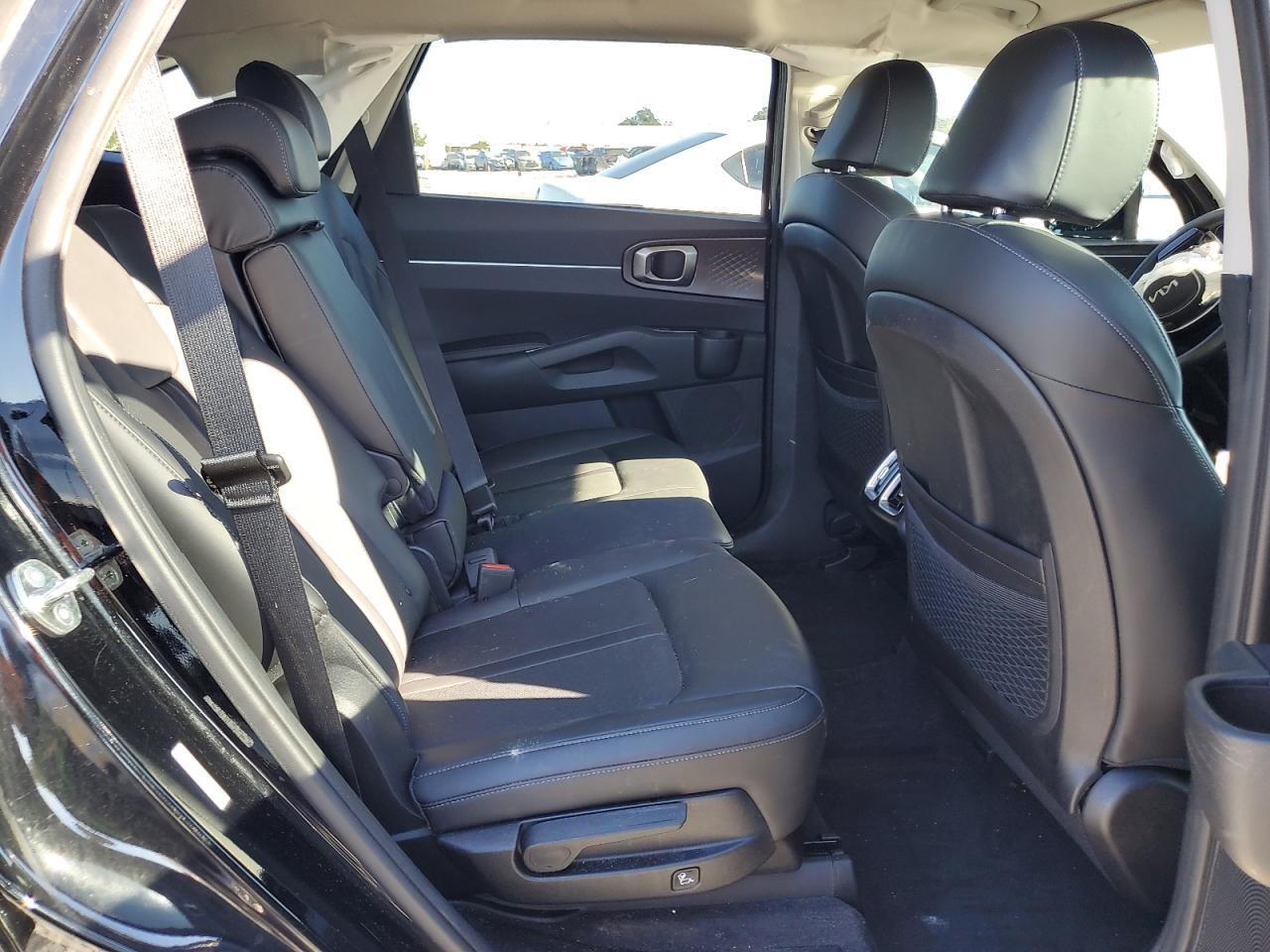 2023 KIA SORENTO