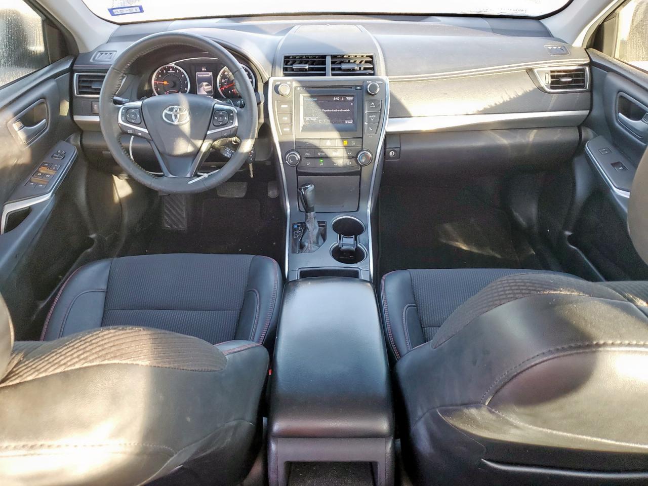 2017 TOYOTA CAMRY