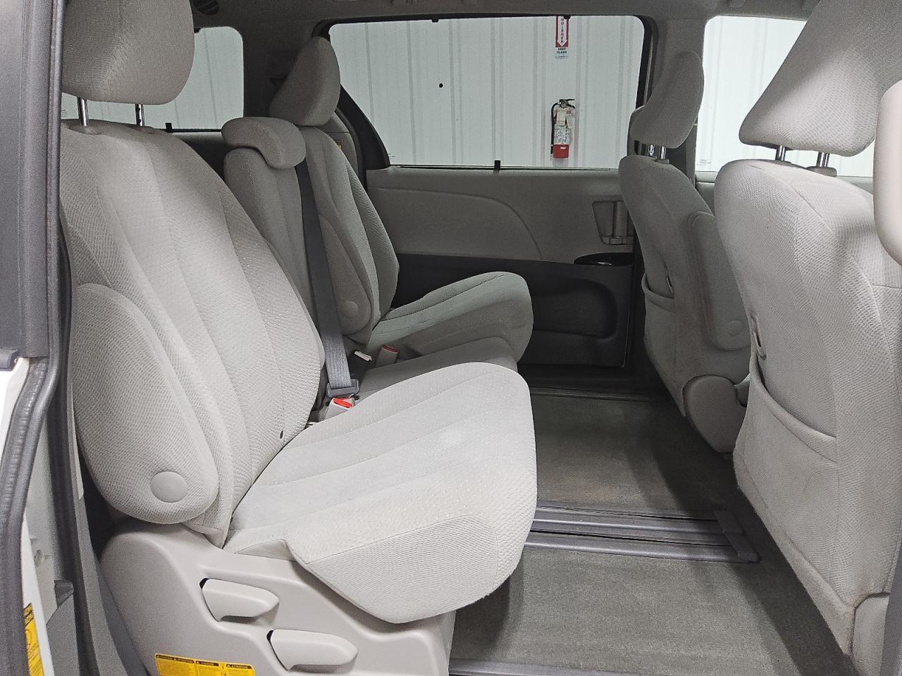 2014 TOYOTA SIENNA