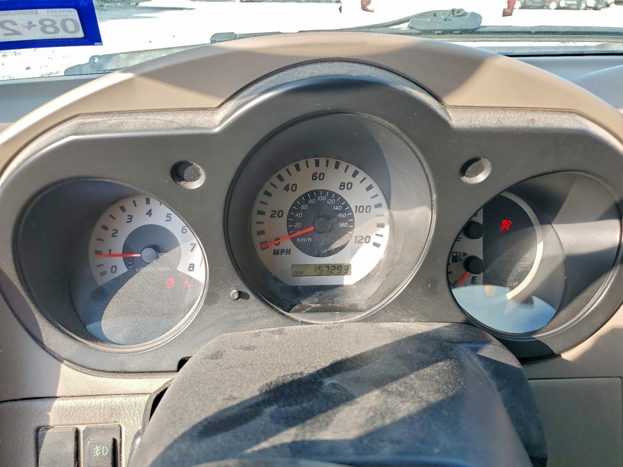 2004 NISSAN Frontier
