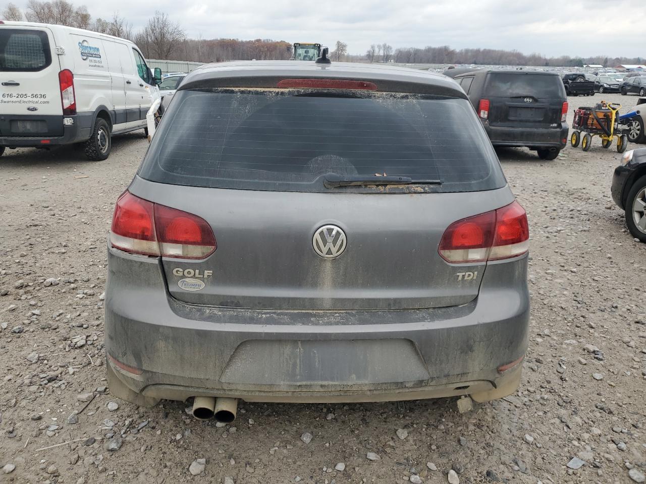 2011 VOLKSWAGEN GOLF