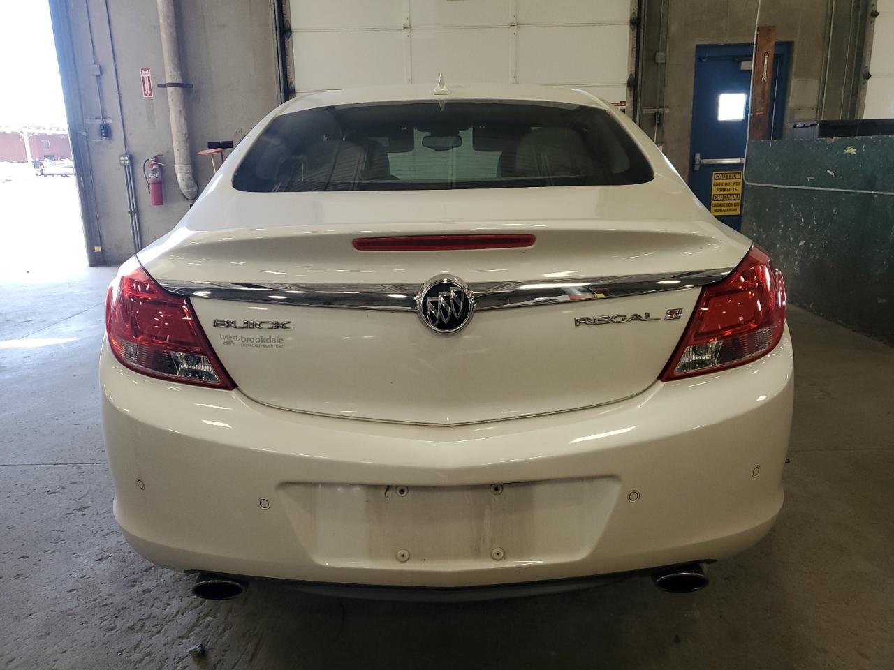 2013 BUICK Regal