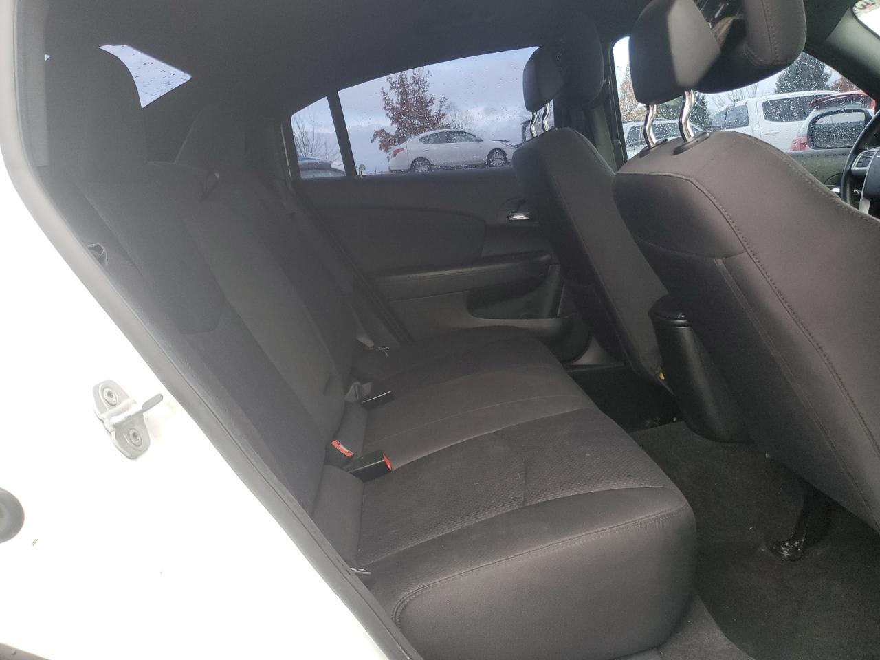 2012 CHRYSLER 200