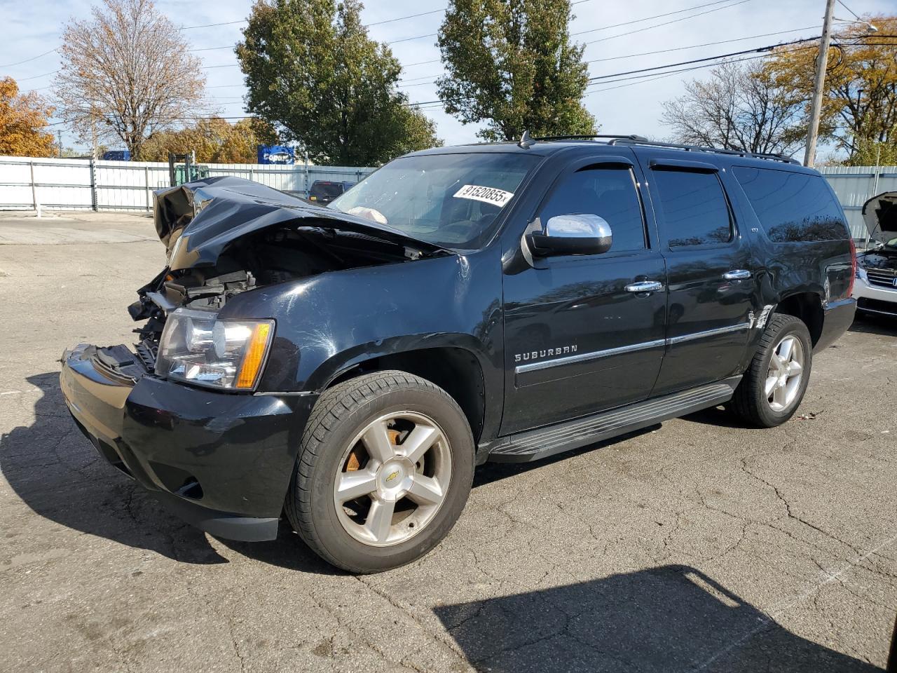 2011 CHEVROLET Suburban
