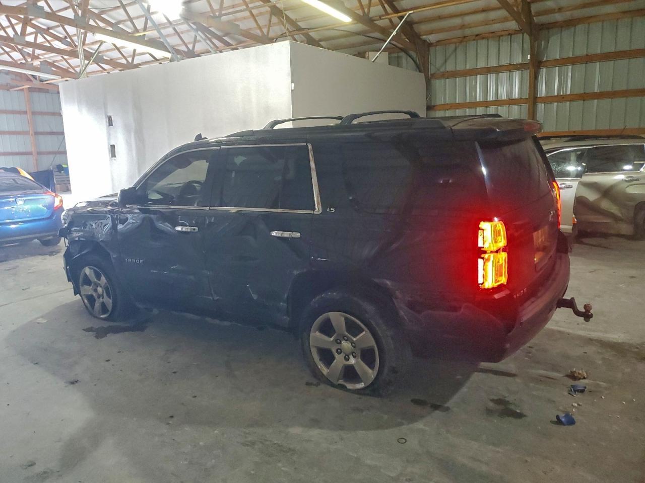 2016 CHEVROLET Tahoe
