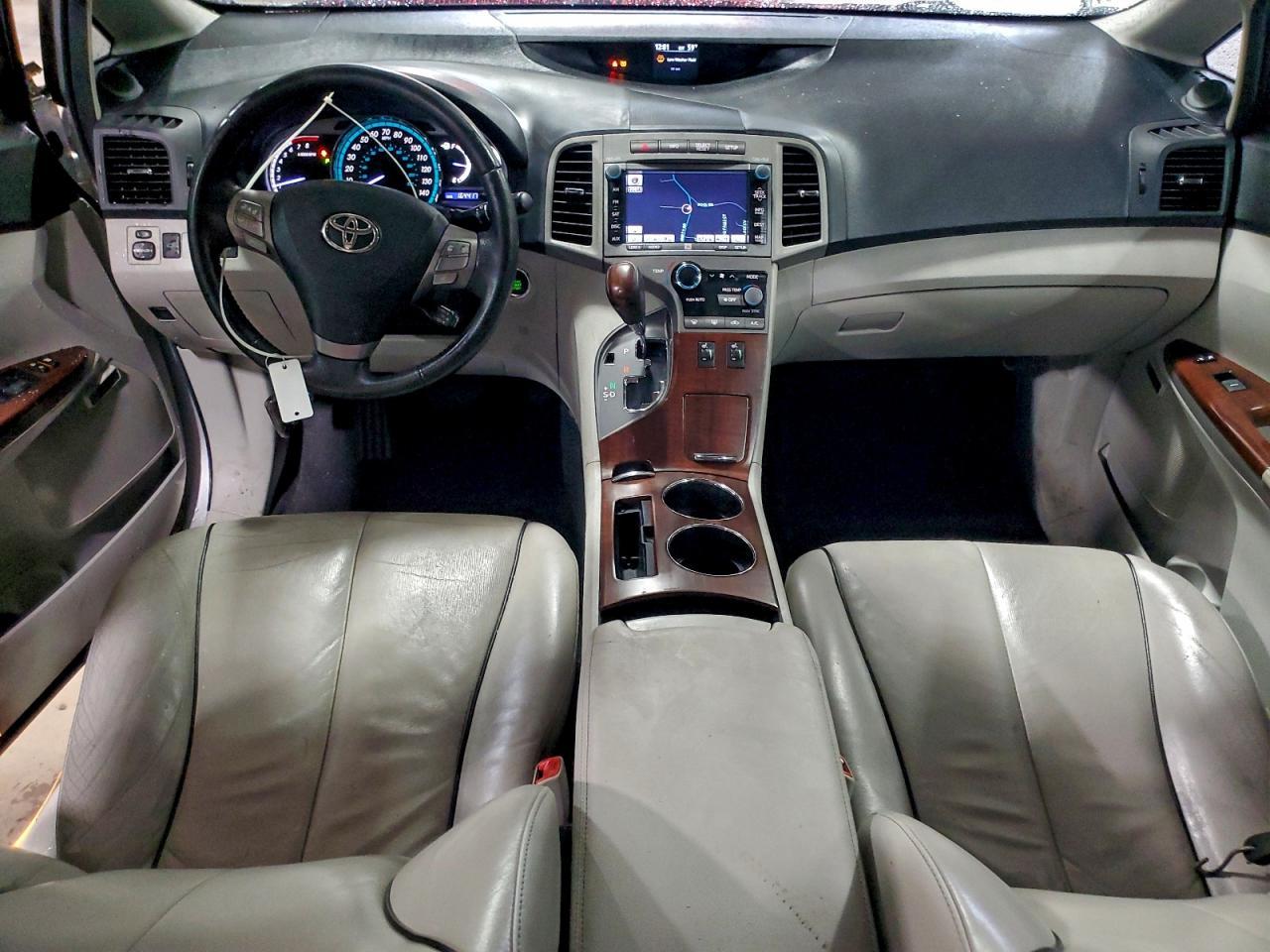 2011 TOYOTA VENZA