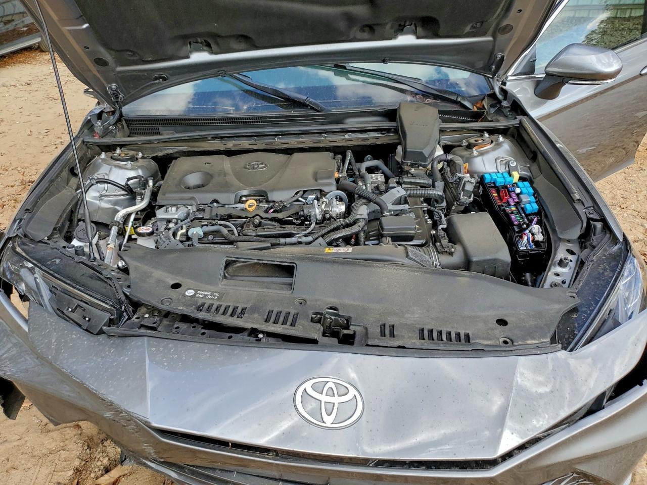 2025 TOYOTA CAMRY