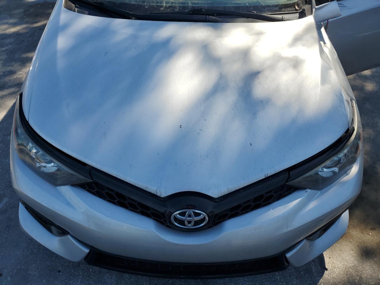 2018 TOYOTA COROLLA