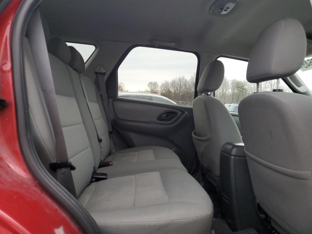 2006 FORD ESCAPE