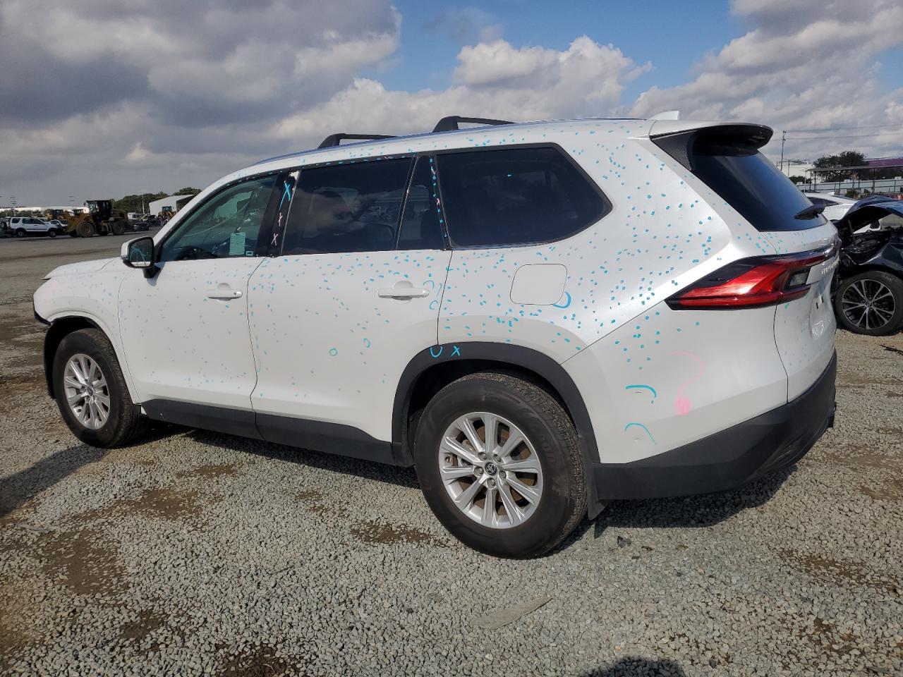 2024 TOYOTA HIGHLANDER
