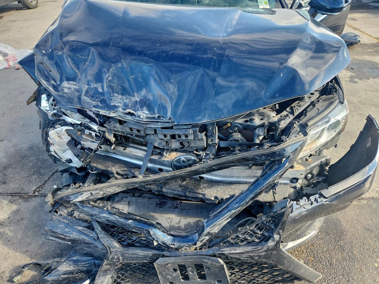 2018 TOYOTA CAMRY