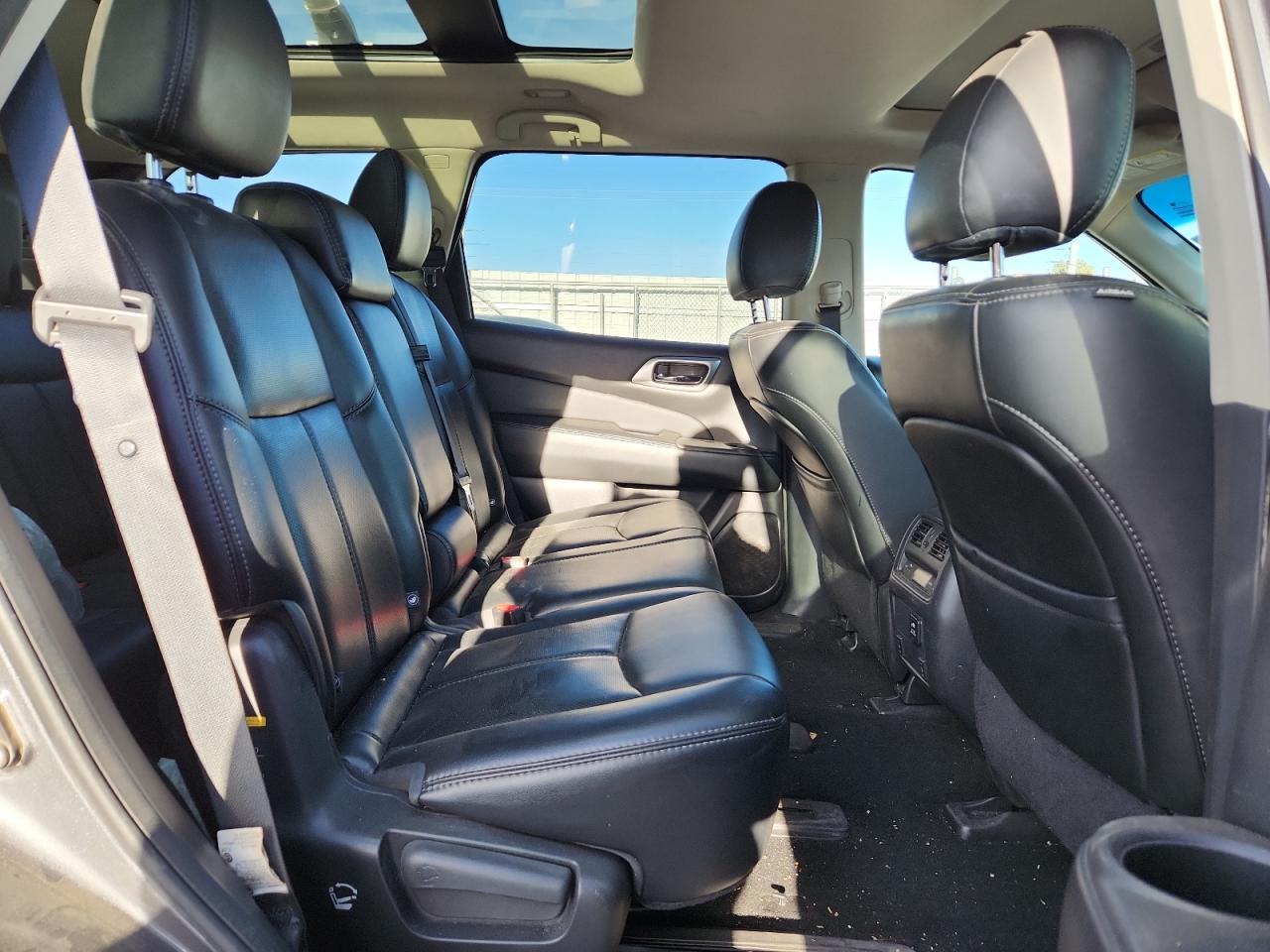 2016 NISSAN PATHFINDER