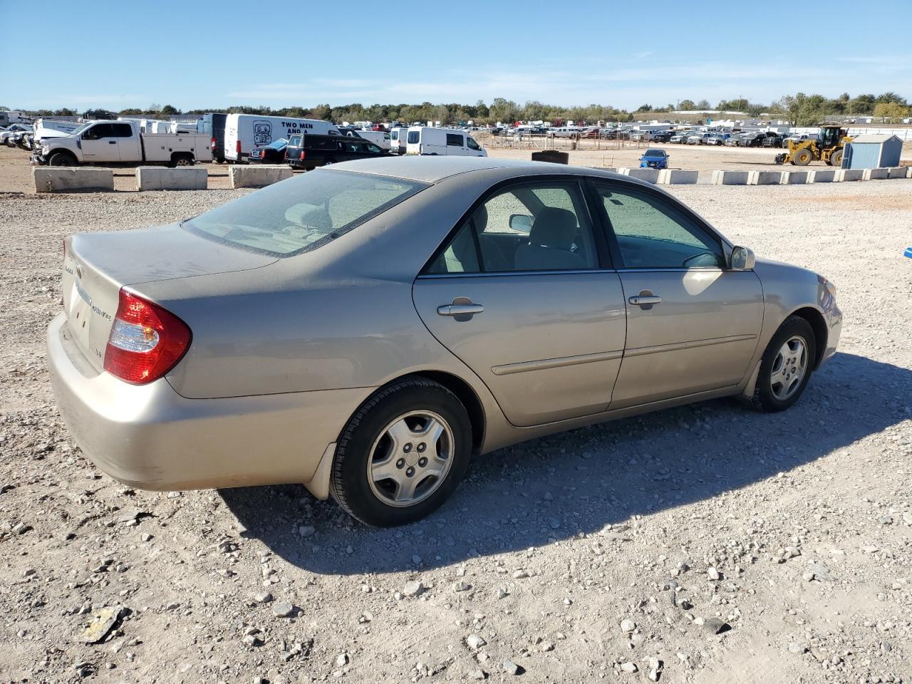 2003 TOYOTA CAMRY