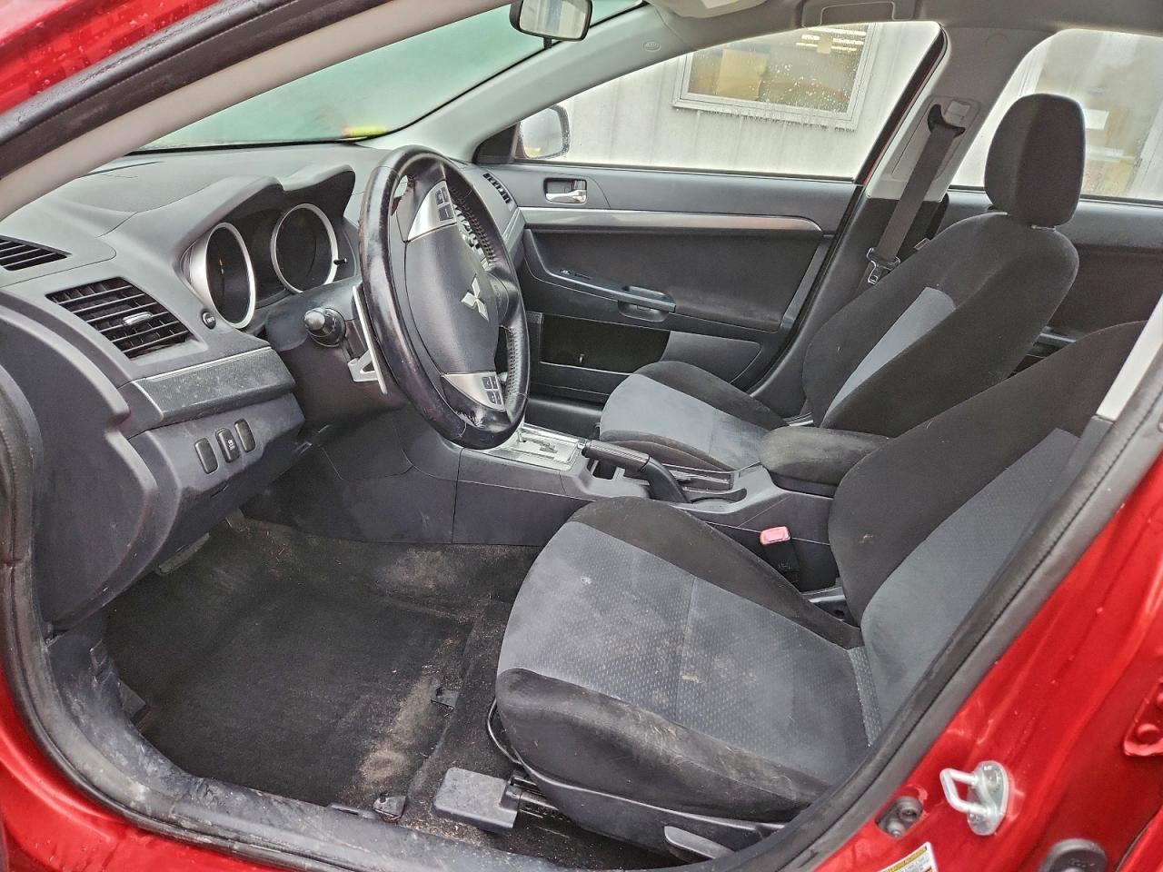 2011 MITSUBISHI LANCER