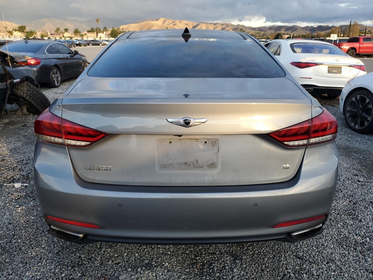 2015 HYUNDAI GENESIS