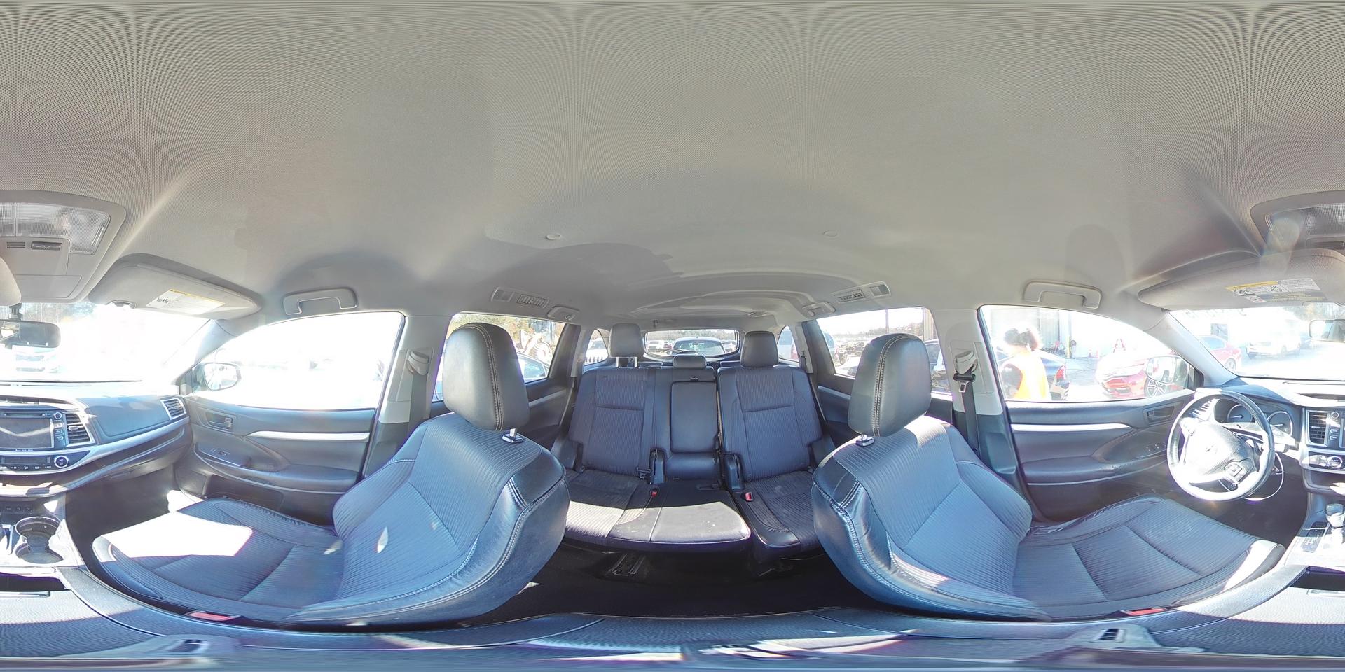 2016 TOYOTA HIGHLANDER