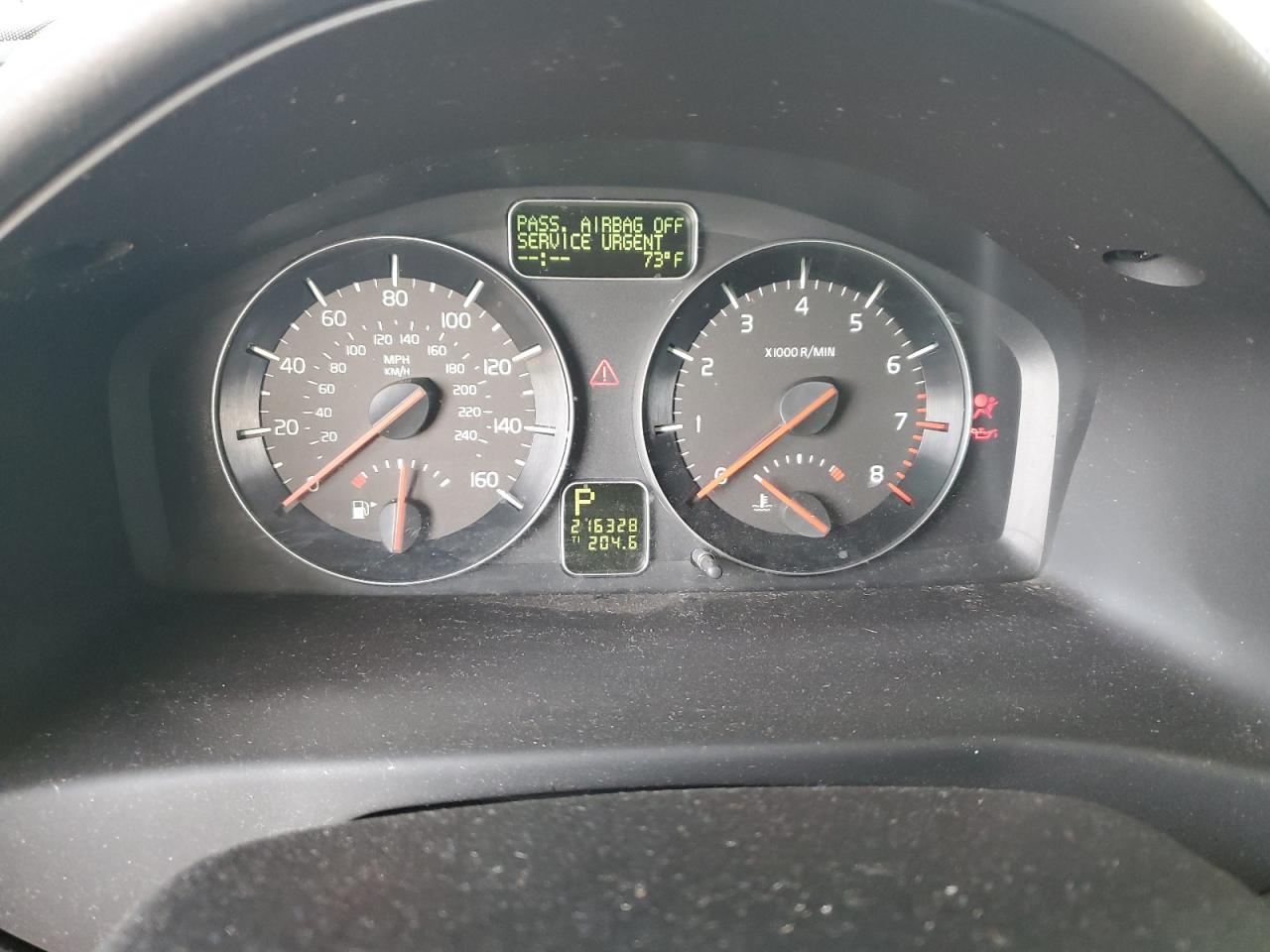 2011 VOLVO S40