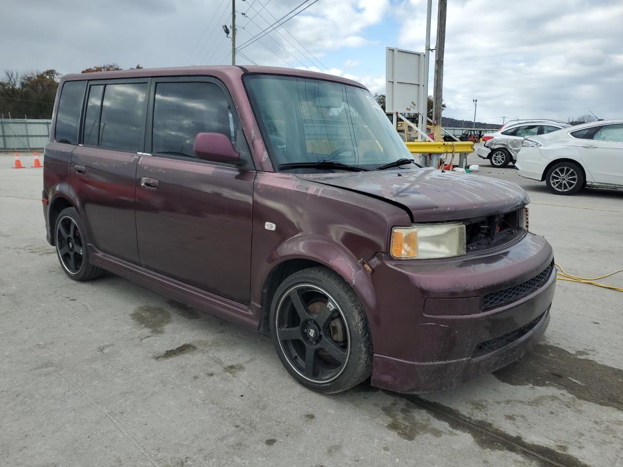 2005 TOYOTA SCION