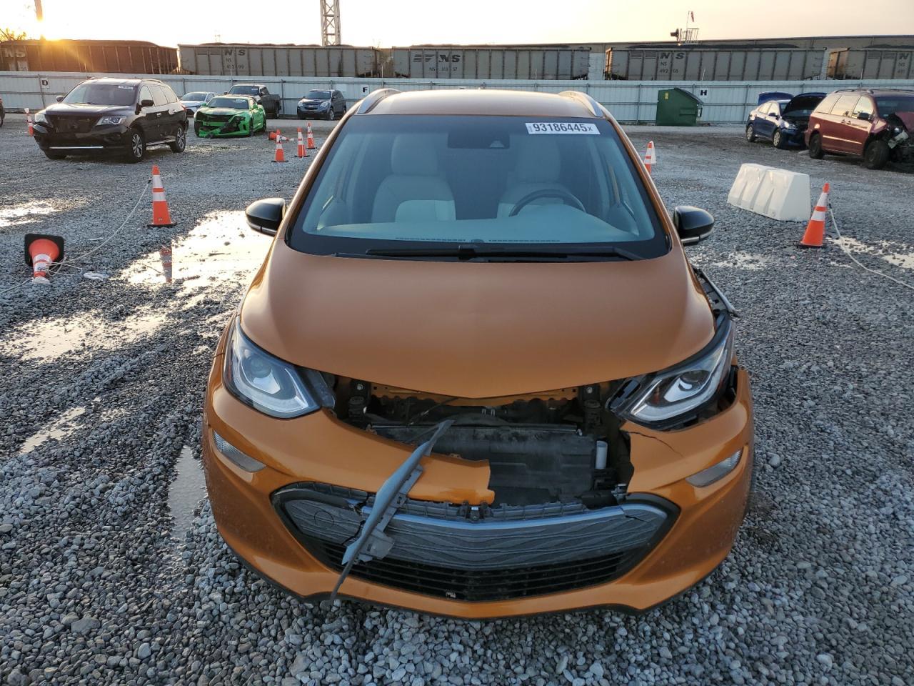 2018 CHEVROLET Bolt EV