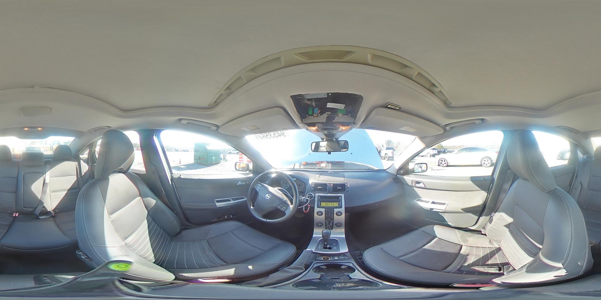 2005 VOLVO S40