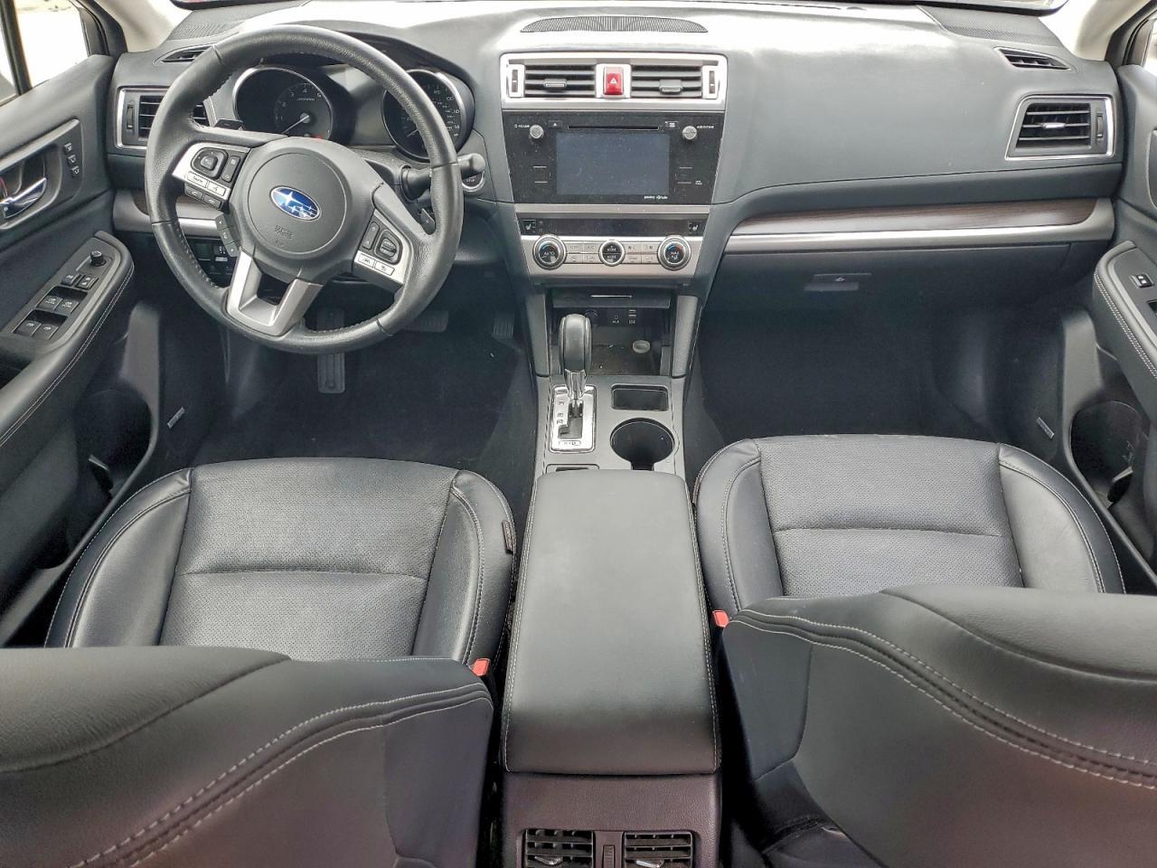 2017 SUBARU Legacy