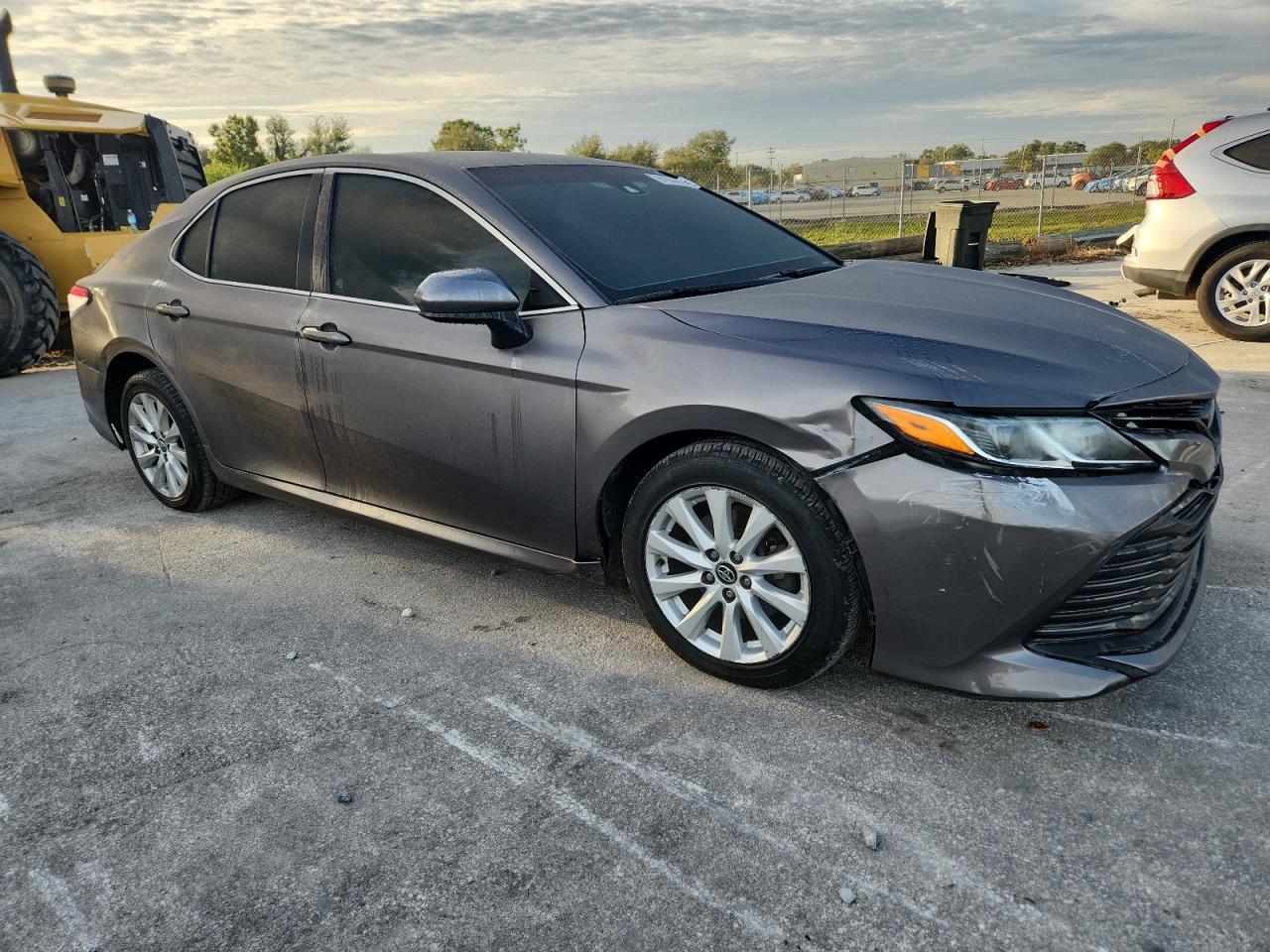 2018 TOYOTA CAMRY
