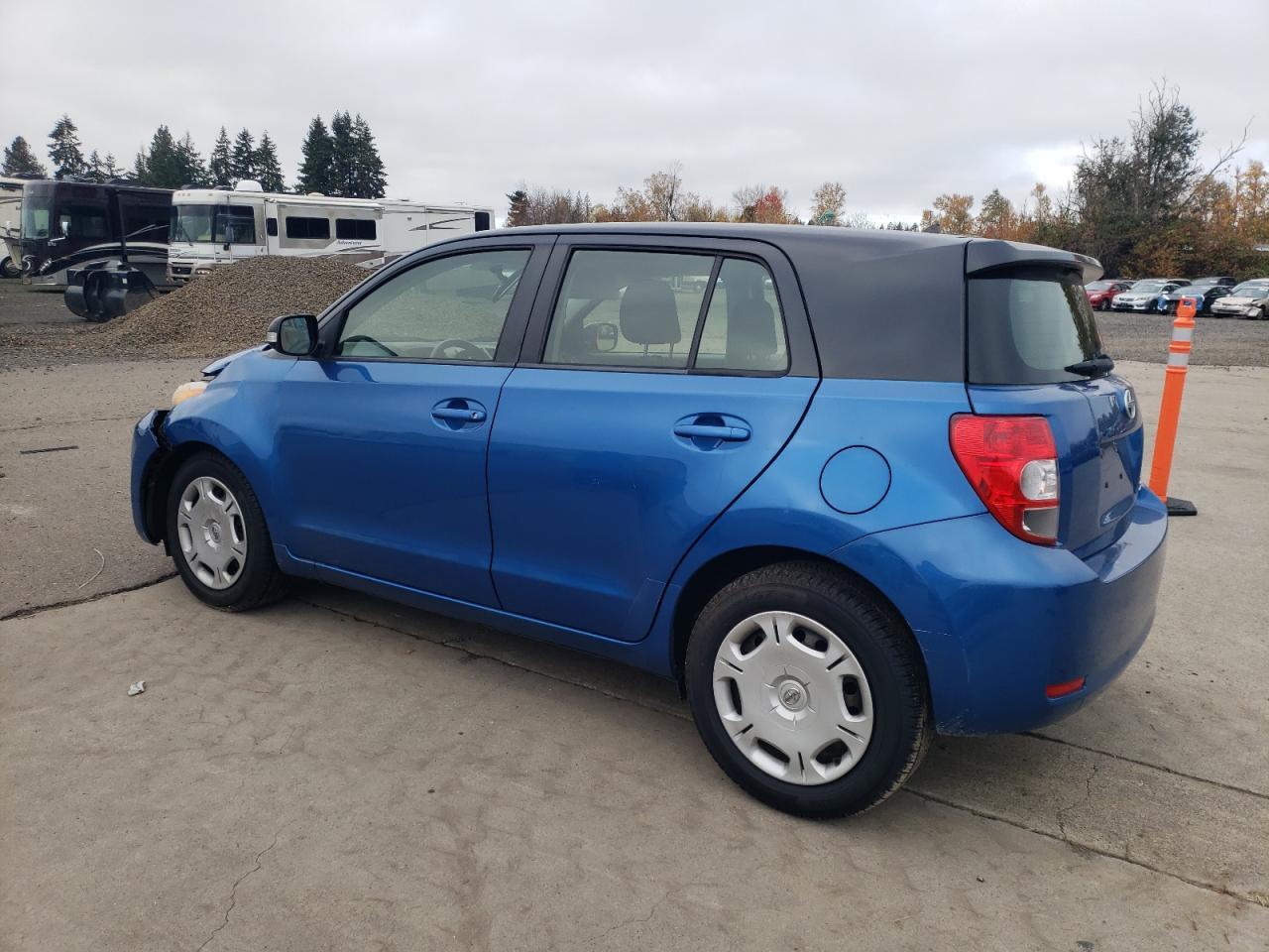 2013 TOYOTA SCION