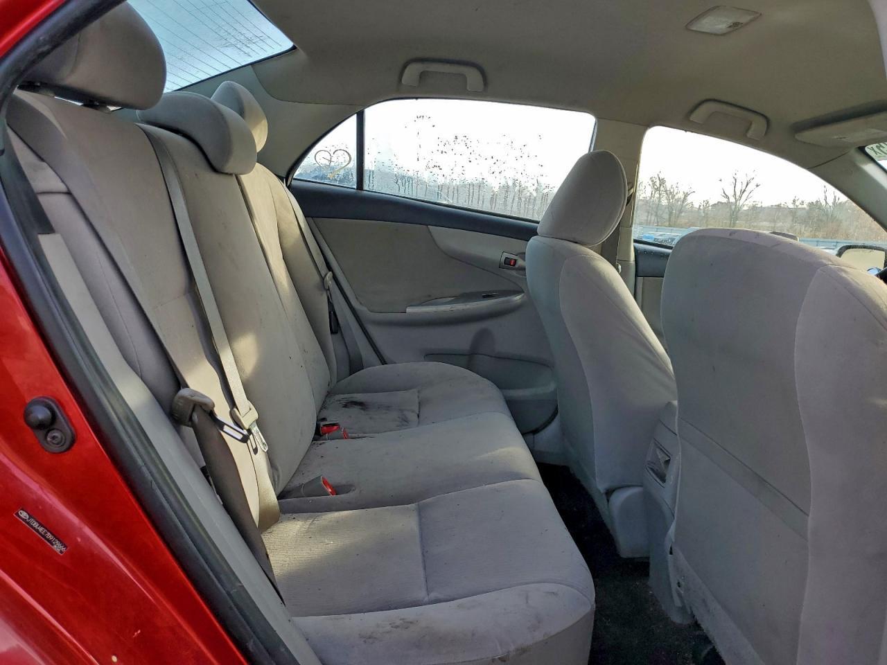 2011 TOYOTA COROLLA