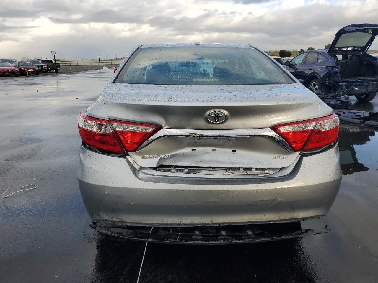 2016 TOYOTA CAMRY