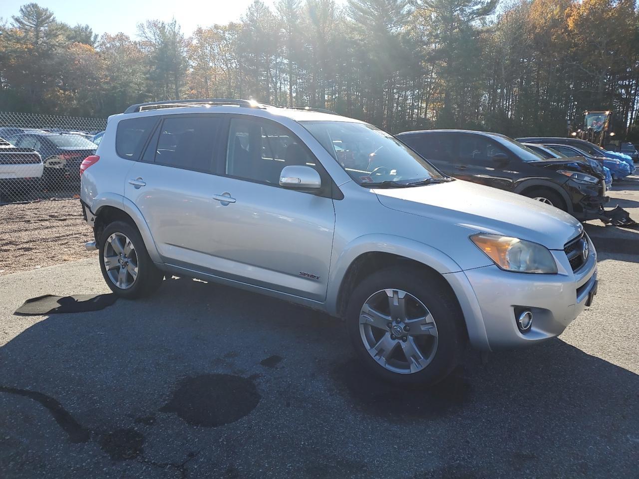 2011 TOYOTA RAV4