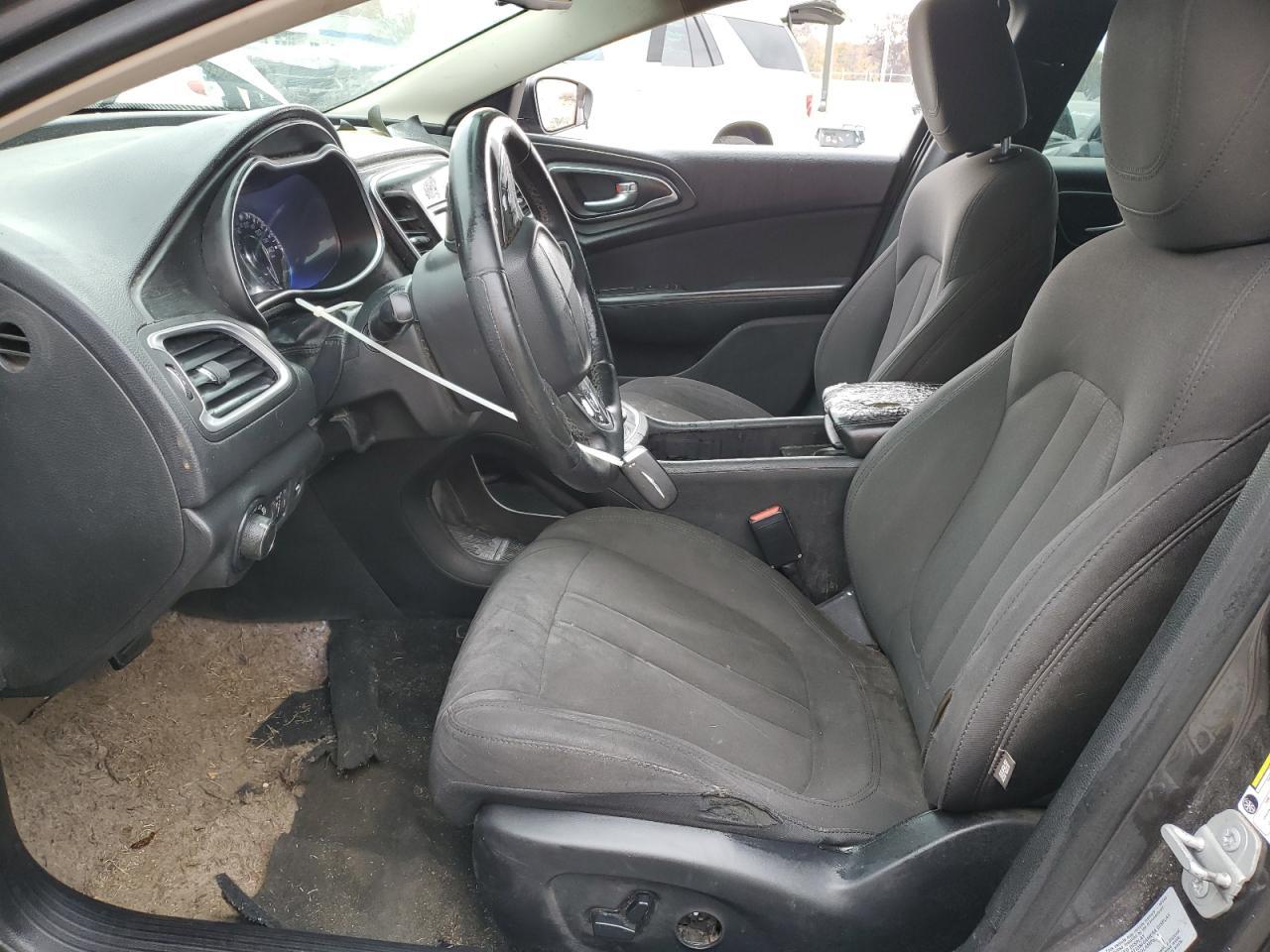 2015 CHRYSLER 200