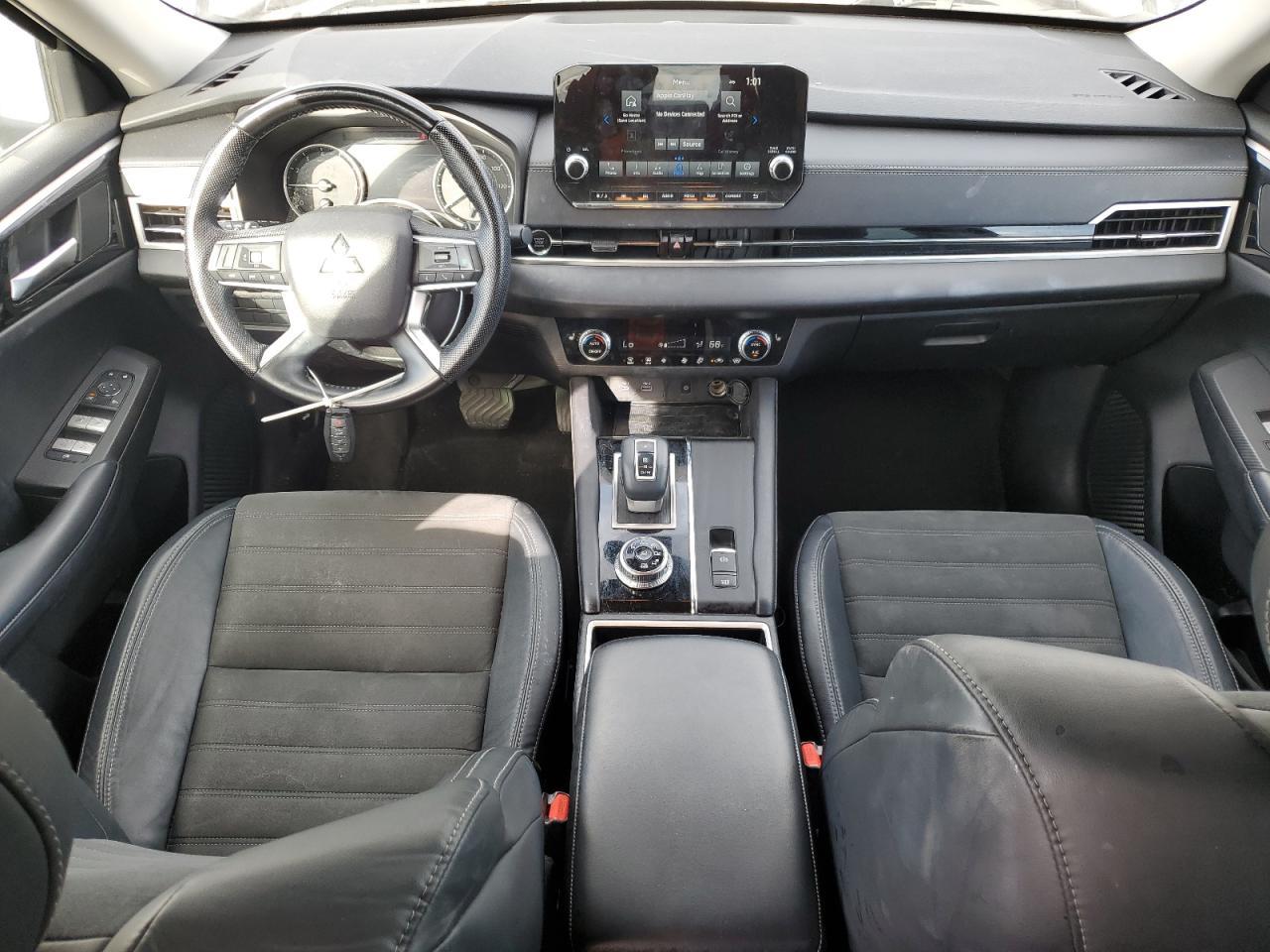 2022 MITSUBISHI outlander