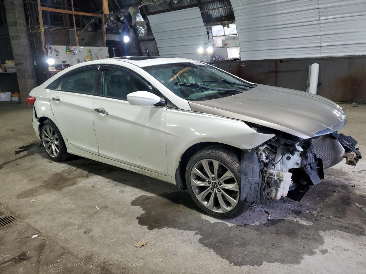 2011 HYUNDAI SONATA