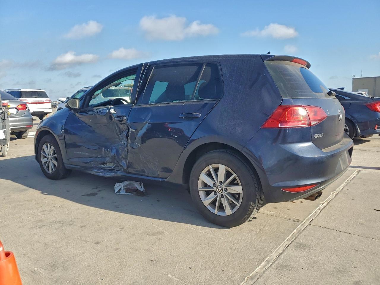 2015 VOLKSWAGEN GOLF