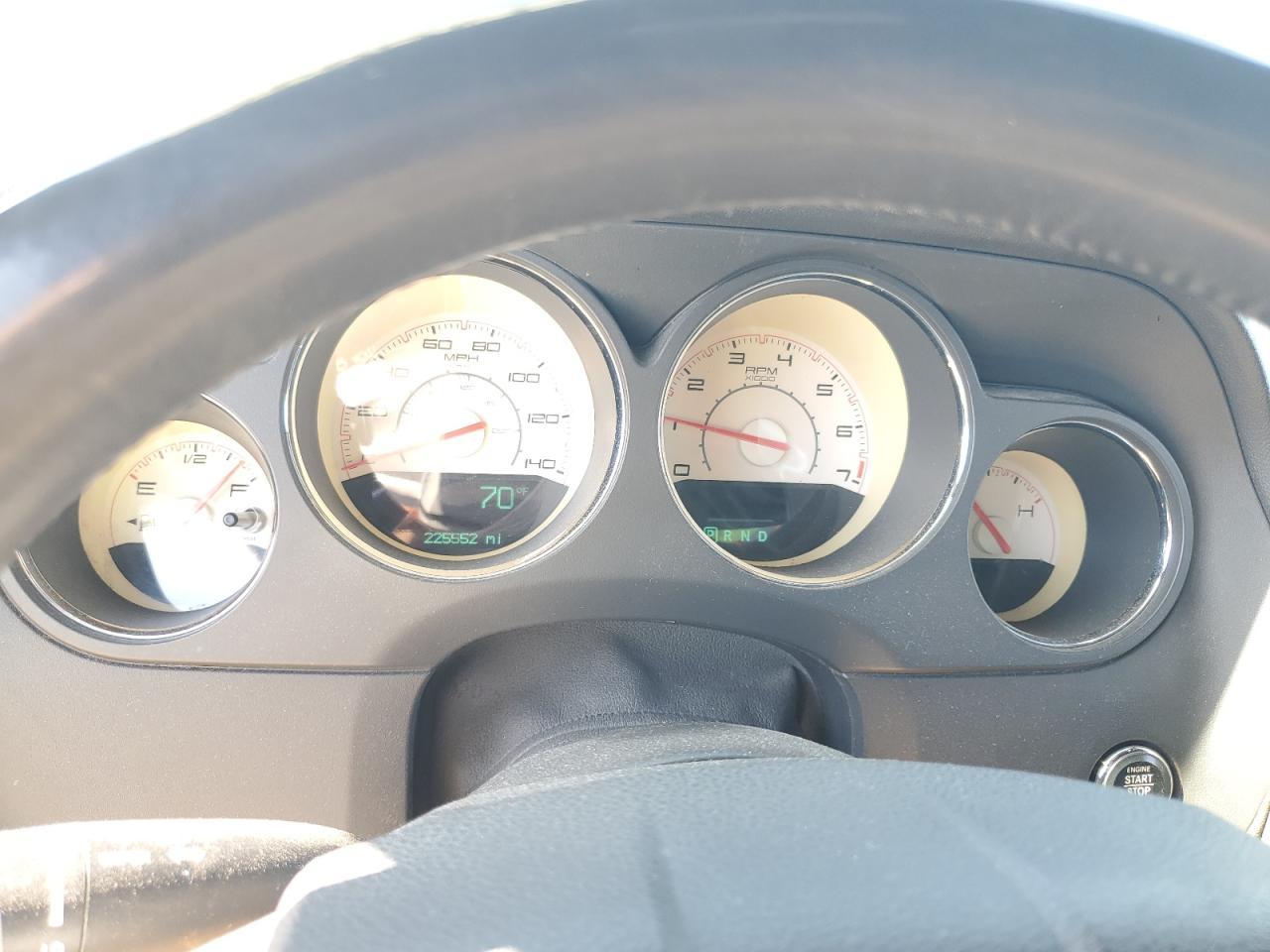 2014 DODGE Challenger