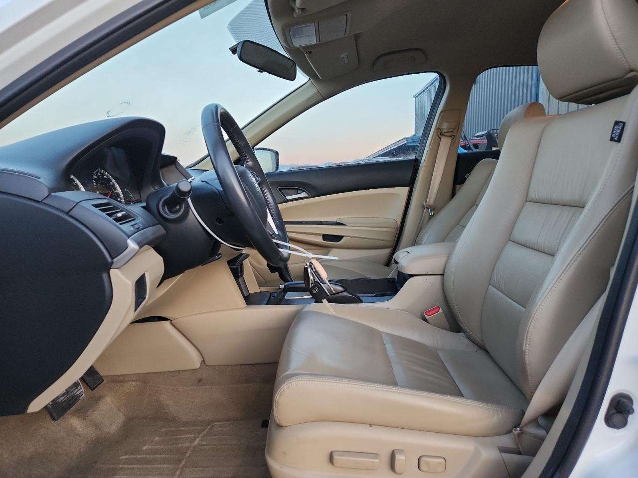 2011 HONDA ACCORD