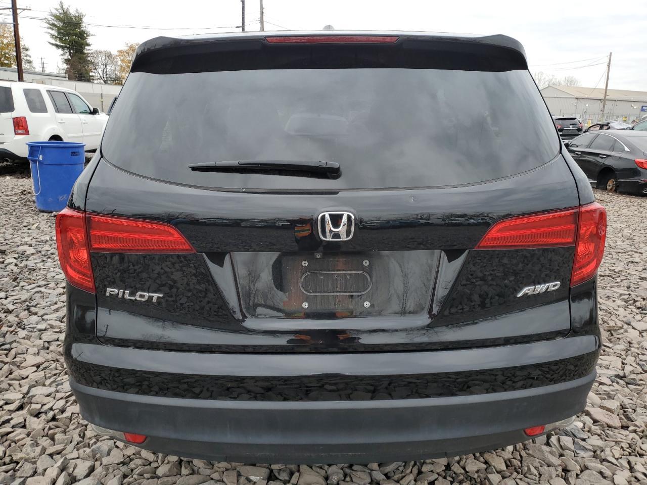 2017 HONDA PILOT