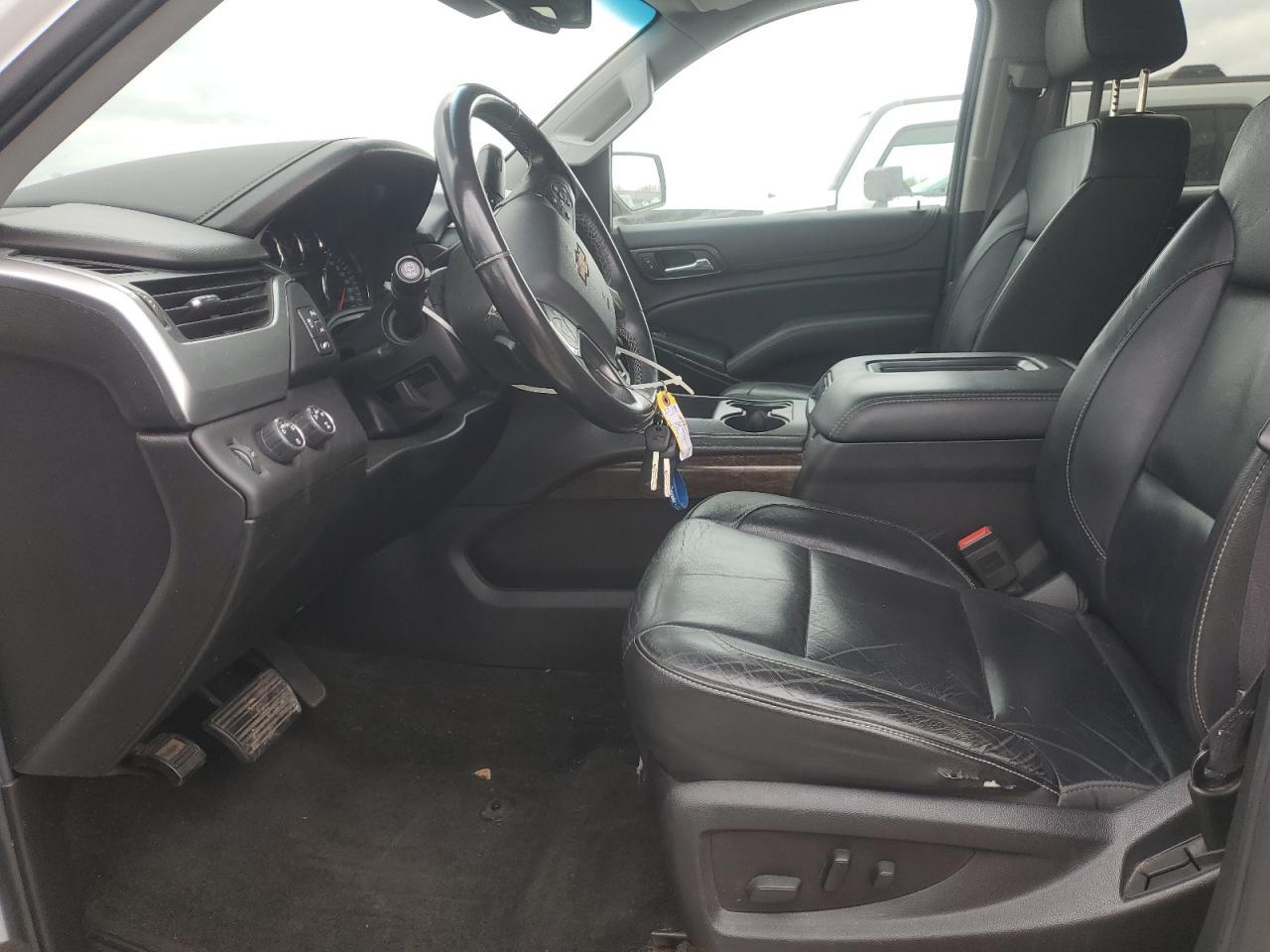 2016 CHEVROLET Suburban