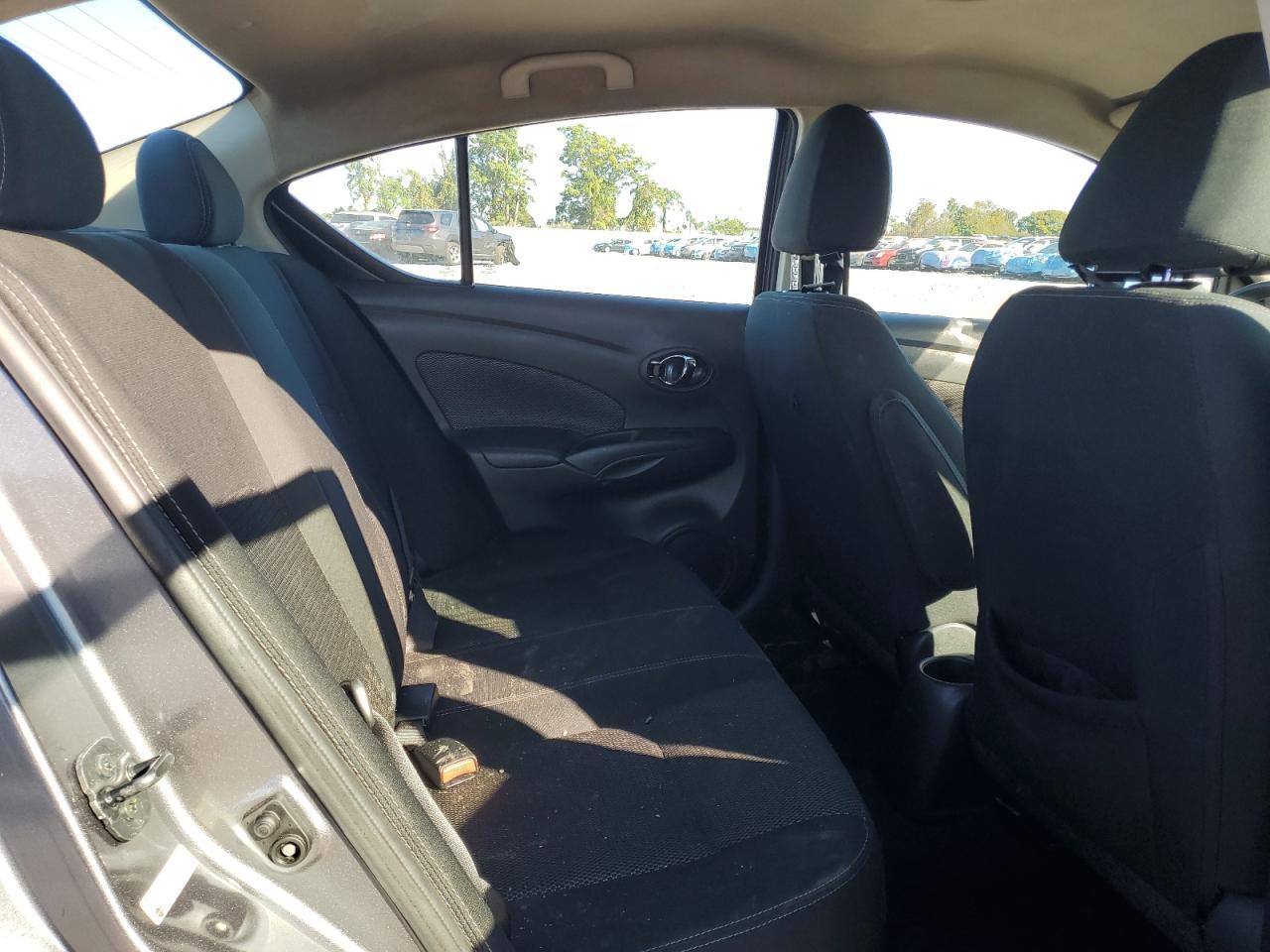 2019 NISSAN VERSA
