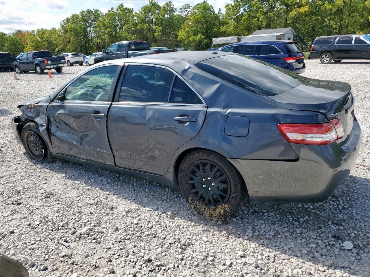 2010 TOYOTA CAMRY