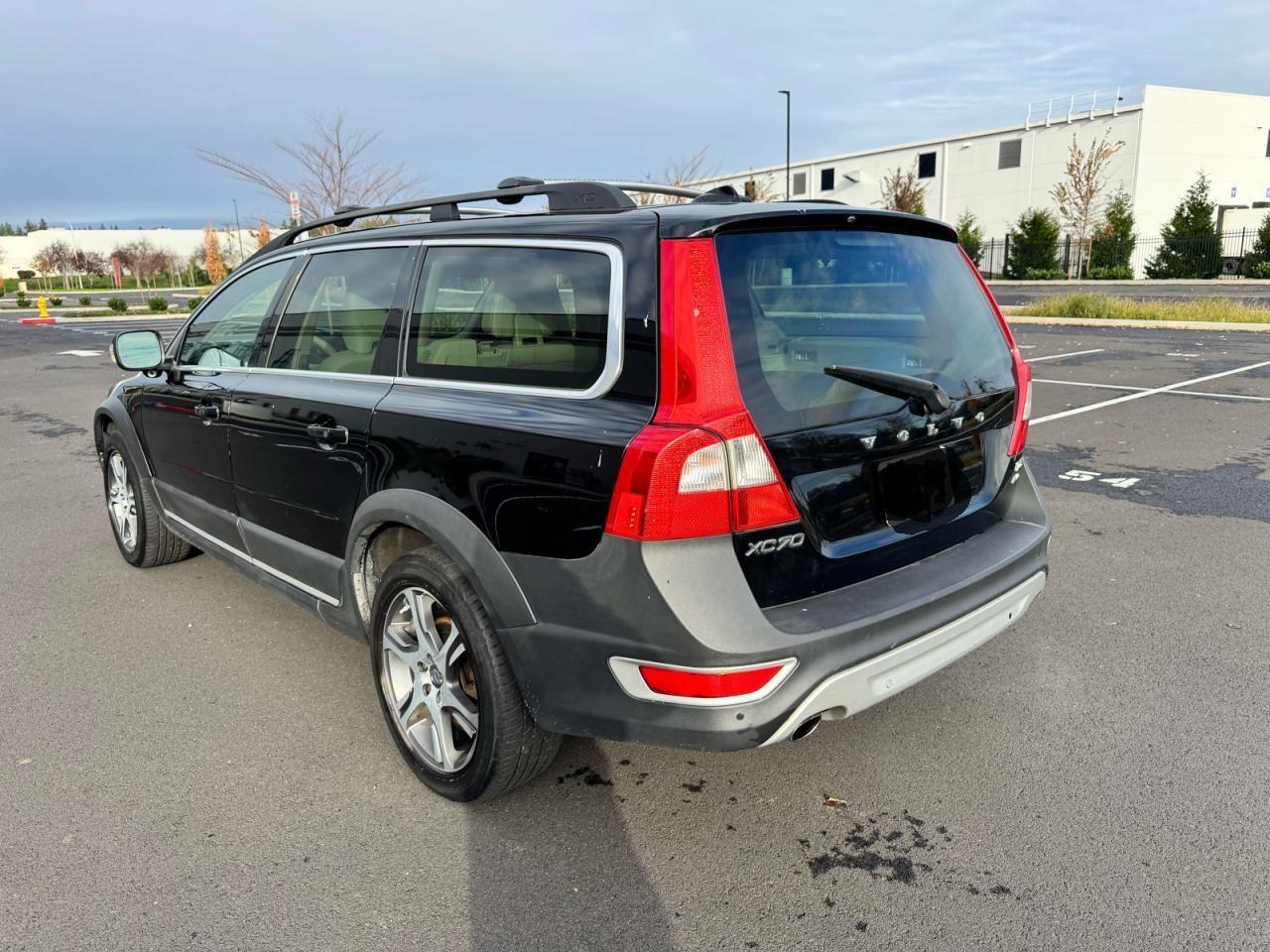 2013 VOLVO XC70