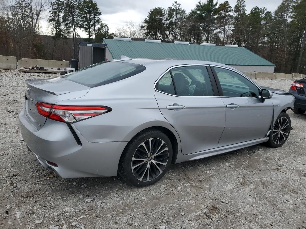 2019 TOYOTA CAMRY