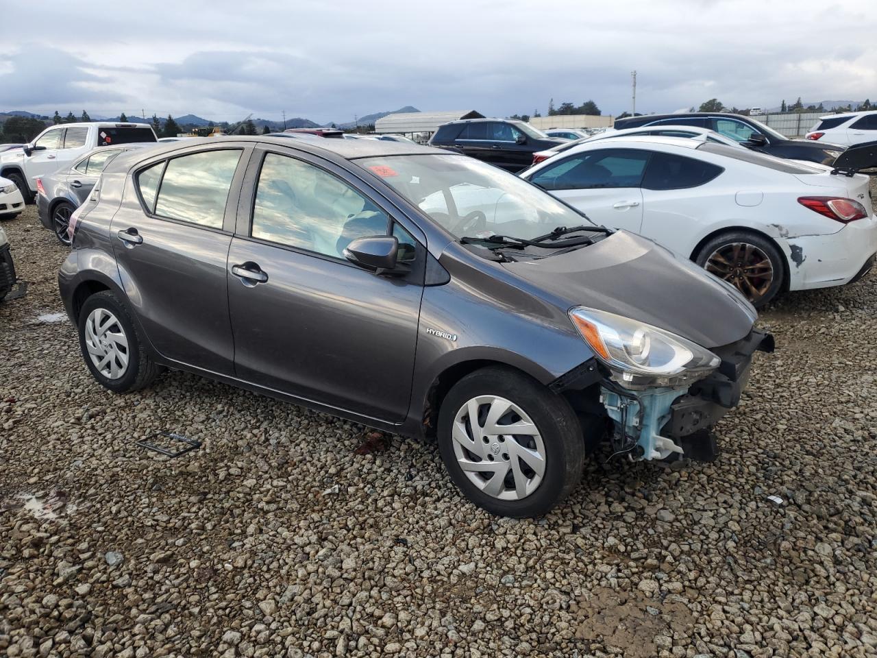 2015 TOYOTA Prius c