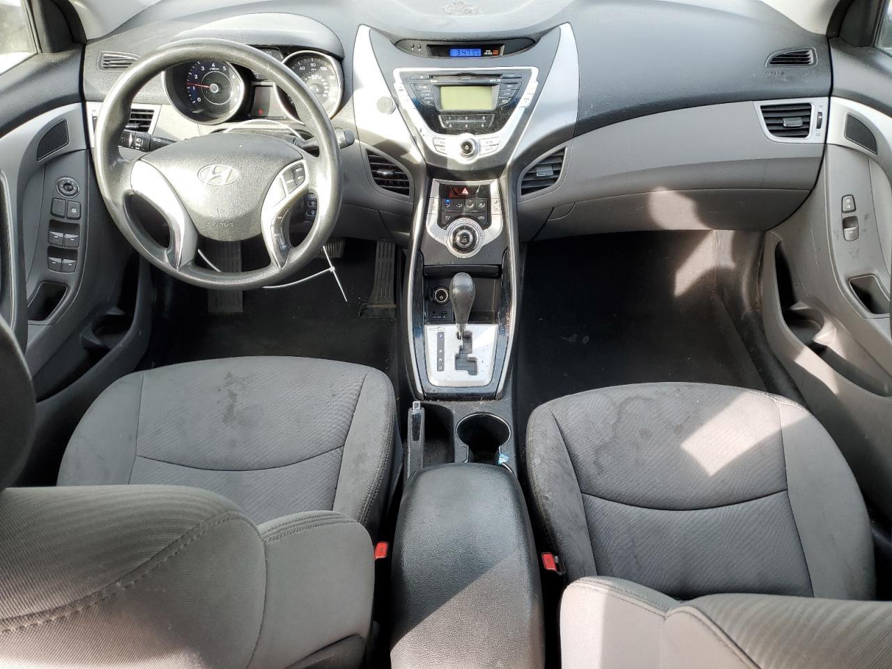 2011 HYUNDAI ELANTRA